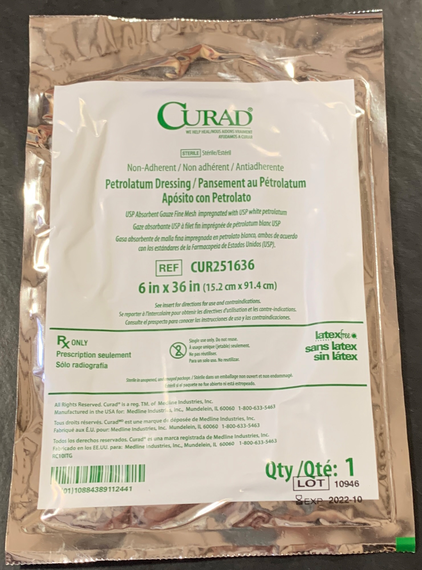 NON-ADHERENT PETROLATUM DRESSING USP ABSORBENT GAUZE FINE MESH IMPREGNATED WITH USP WHITE PETROLATUM