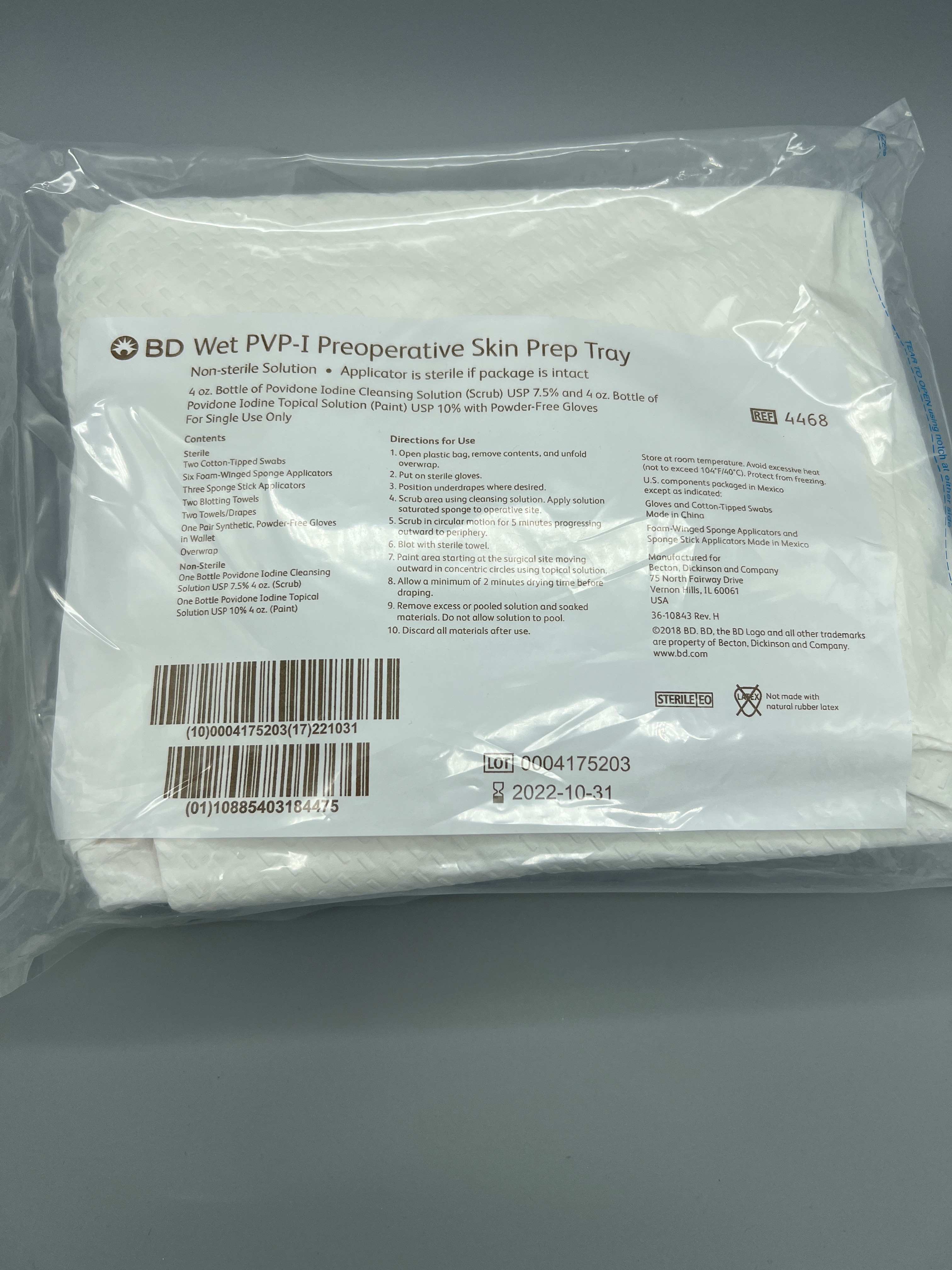 WET PVP- IPREOPERATIVE SKIN PREP TRAY 4OZ BOTTLE OF POVIDONE IODINE CLEANSING SOLUTION USP 7.5% AND 4OZ