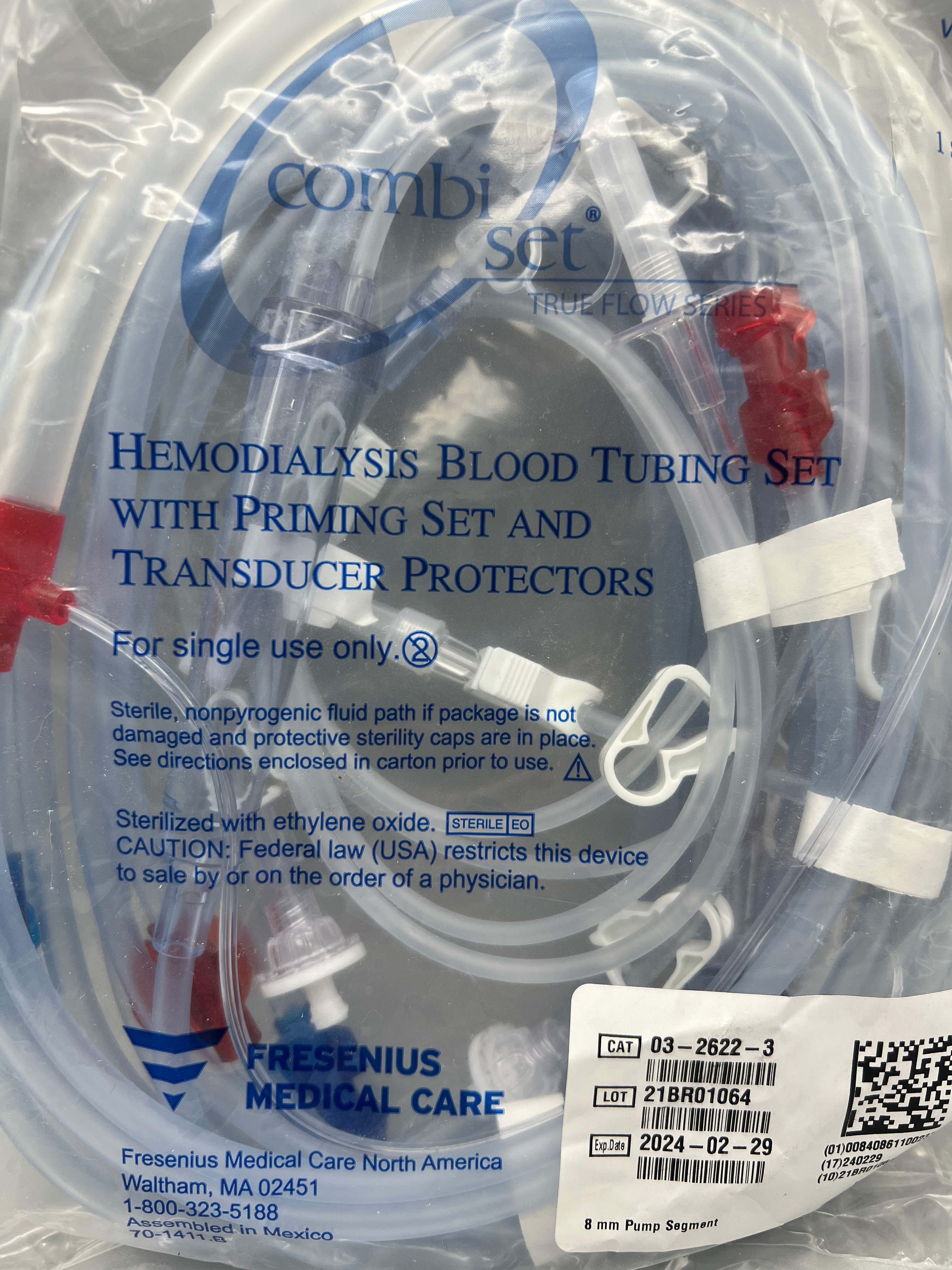 HEMODIALYSIS BLOOD TUBING SET WITH PRIMING SET AND TRANSDUCER PROTECTORS